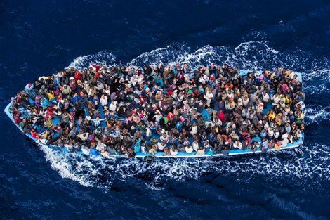 immigration_694407537