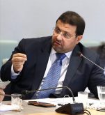 أبودرار يدعو الى “تقنين الهجرة”وحلها بــ”مقاربة المصلحة”