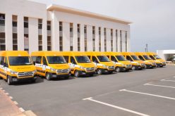 المجلس الإقليمي لسيدي افني يوزع حافلات للنقل المدرسي