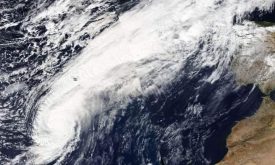 اعصار ” ليسلي Leslie ” يتجه نحو جزر الكناري