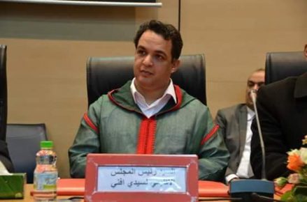 عاجل..رئيس المجلس الاقليمي ابراهيم بوليد يقرر مقاضاة العضو زربان
