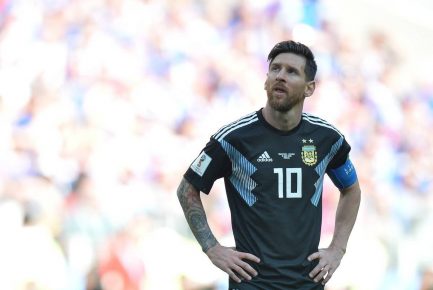 ليونيل ميسي بالمغرب في مارس القادم.