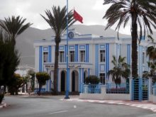 موظفو و أعوان جماعة سيدي افني غاضبون