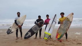 أبناء اقليم سيدي إفني يتألقون في بطولة الجنوب لركوب الأمواج بطانطان