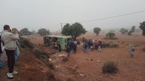 جرحى في حادث انقلاب حافلة بتيزنيت