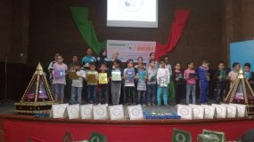 جمعية التنمية النسائية و الأعمال الاجتماعية بسيدي افني تحتفي بالتلاميذ الأيتام المتفوقين