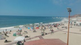 الدولة تمنح المصطافين خدمات مجانية و تحرر شواطئ مغربية من “مافيا الاحتلال”