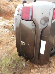 انقلاب سيارة خفيفة بضواحي ميرلفت
