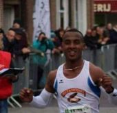 العداء الوادنوني محمد أمرير يفوز بماراطون هولاندا