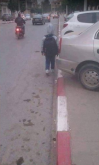 مواطن مغربي يطلب رخصة للمشي على الرصيف!