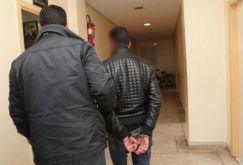 تيزنيت: “مُشعوذ” يستدرج النساء ويمارس عليهن الجنس قبل سرقتهنّ