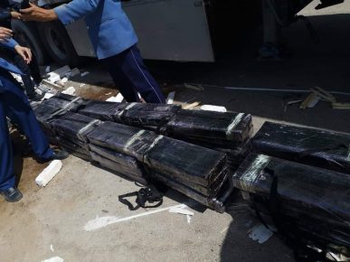 ضبط شاحنة محملة بأزيد من930 كيلوغرام من المخدرات الشيرا جنوب الداخلة