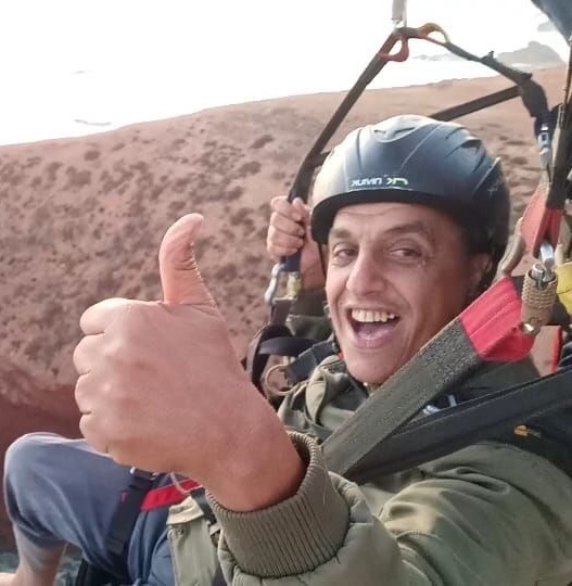 أنزلوا سي الحبيب..إنه يهرب!