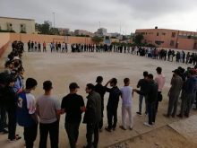 طلبة الأقسام التحضيرية بالعيون مستاؤون من جودة الوجبات الغدائية المقدمة لهم ويلوحون بإضراب عام حتى تحقيق مطالبهم