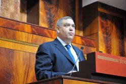 لفتيت يصدر تعليمات صارمة للعمال و للولاة لإزالة كل اللوحات الإشهارية