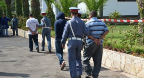 سيدي افني : درك الاخصاص يعتقل 15 “قمّارا” بمنزل مُعدّ للقمار