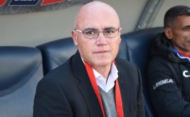 حسنية أكادير يقيل مدربه الحالي