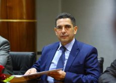 أمزازي يضع الحجر الأساس لبناء كلية الطب بالعيون