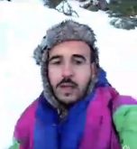 شابان يطلقان نداء إستغاثة على الفايسبوك بعد أن حاصرتهم الثلوج نواجي الحسيمة