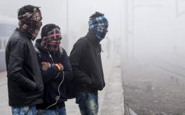 مصرع العشرات بسبب البرد القارس بالهند