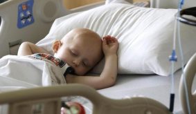 وزارة الصحة تعلن عن مجانية التكفل بعلاج أمراض السرطان لدى الأطفال دون سن الخامسة