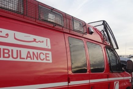 سيارة أجرة ترسل شابا إلى مستشفى كلميم