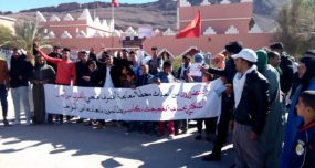 كلميم .. وعود ولائية جديدة وتعليق مؤقت لاحتجاجات تغجيجت