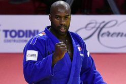 بعد 10 سنوات دون هزيمة…بطل العالم يخسر في عقر داره وسط دهشة الجميع