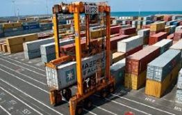 شلل يضرب حركة الاستيراد