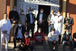 الصحافة الوادنونية توزع الورد على عناصر الوقاية المدنية والأسرة الصحية