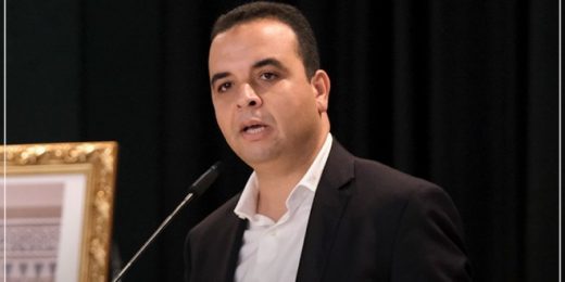 البرلماني بيتاس يتدخل في قضية الشباب العالقين بعد حصولهم على تأشيرة الولايات المتحدة الامريكية