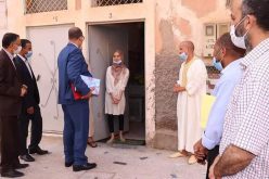 مدير أكاديمية كلميم واد نون يزور التلميذة الحائزة على أعلى معدل بالجهة