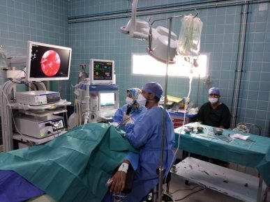 أول عملية جراحية بالمنظار بالمستشفى الإقليمي لسيدي افني