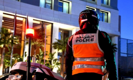 بوليس تزنيت.. يوقف مجرم هدد حياة المواطنين