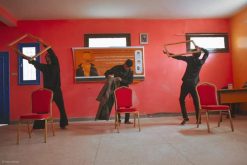 سيدي افني:مسرحية المعطف الاصفر لفرقة الجوكندا بالثانوية مولاي ادريس