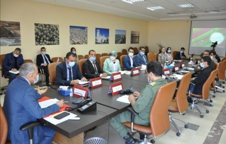 سيدي إفني:عرض لوكالة التنمية الفلاحية في اجتماع اقليمي