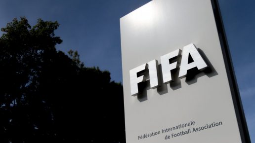 الاتحاد الدولي لكرة القدم يستبعد روسيا من كأس العالم.. واللجنة الأولمبية تحظر الرياضيين الروس من مسابقاتها