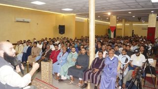 محاضرة ياسين العمري بكلميم تستقطب جمهورا غفيرا وتعكس تعطش الشباب للمبادرات الفكرية