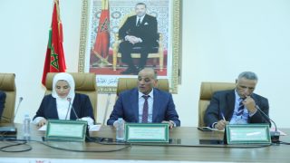 المائدة المستديرة بكلميم: دور المجتمع المدني في تعزيز ثقافة التطوع لدى الناشئة