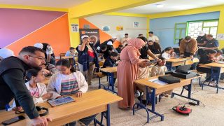 كلميم.. سبع مؤسسات تعليمية بجهة كلميم وادنون تستفيد من مشروع “المدارس الرقمية” Les Ecoles Numériques في مرحلته الثالثة