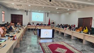 غيابات ونقاشات تقنية في دورة ماي لمجموعة كلميم وادنون ـ لتوزيع