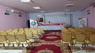 قاعة لا تليق بمقام الحدث.. تنظيم انتخابات العصبة الجهوية لكرة القدم في فضاء محدود يثير الجدل