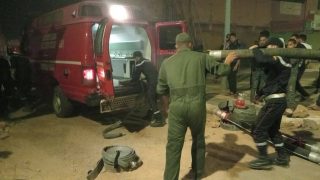 نيران مفاجئة تستنفر السلطات بواحة الزاك وتوحد جهود الإنقاذ