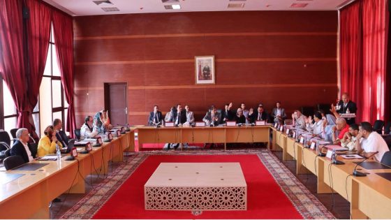 المجلس الإقليمي لكلميم يصادق على اتفاقية لتنظيم حفل التميز الدراسي