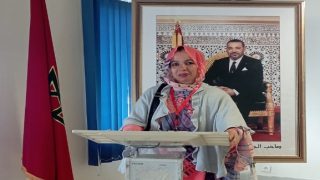 رشيدة مورشيد “إصدار جديد يفتح أبواب التعلم: كتاب ‘علبة الخياطة’ يرشد النساء إلى فن التفصيل والخياطة بكل بساطة”