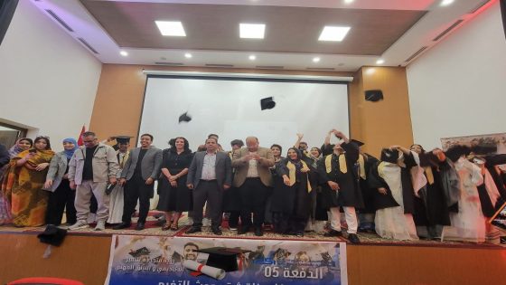 تألّق طلبة معهد الصحافة بالعيون في مناقشة مشاريع التخرج وسط إشادة واسعة بالمستوى المهني