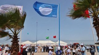 اللواء الأزرق يرفرف مجددا بشاطئ فم الواد: تكريس لجهود جماعية واعتراف دولي