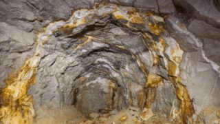 “بين 6 و300 غرام للطن: اكتشاف يضع ذهب كلميم في مصاف الأعلى جودة عالميا”