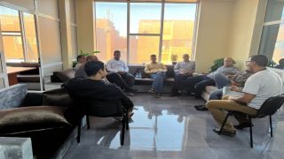 فرع الفيدرالية المغربية لناشري الصحف بالعيون يناقش تحديات المهنة ويجدد تشبثه بالتنظيم الذاتي