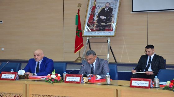 سيدي إفني: اللجنة الإقليمية للتنمية البشرية تصادق على حزمة مشاريع اجتماعية وصحية واقتصادية لتعزيز العدالة المجالية